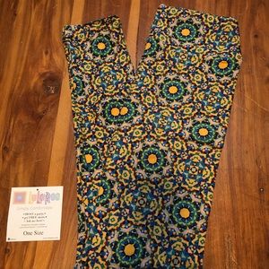 NWT OS LuLaRoe leggings